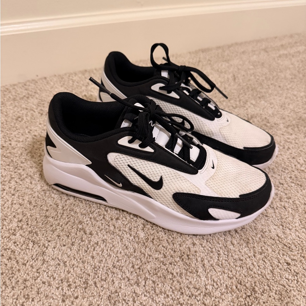 Nike Air Max Bolt